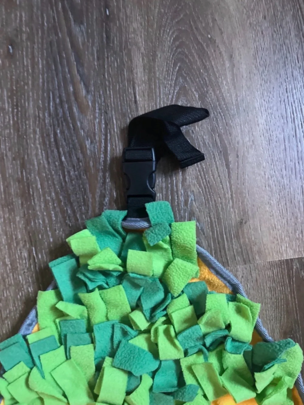 New Snuffle Mat for Dogs - Yellow & Green